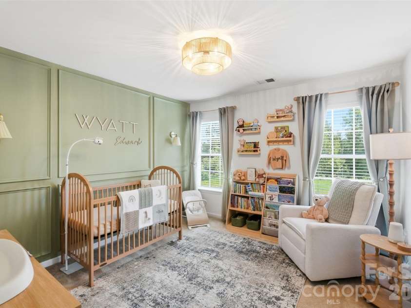 2311 Crosscut Drive, Charlotte, NC 28214.  MLS# CAR4415063, YatesRealty ID 44707. 
