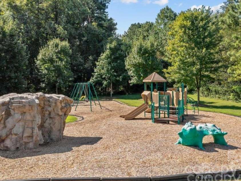 19300 Kanawha Drive, Cornelius, NC 28031.  MLS# CAR4414976, YatesRealty ID 44710. Community Playground