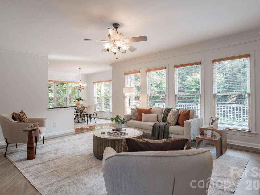 11645 Stonebriar Drive, Charlotte, NC 28277.  MLS# CAR4413035, YatesRealty ID 44711. 