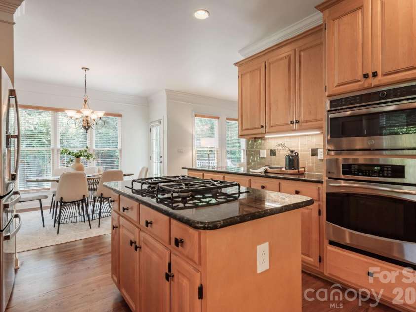 11645 Stonebriar Drive, Charlotte, NC 28277.  MLS# CAR4413035, YatesRealty ID 44711. 