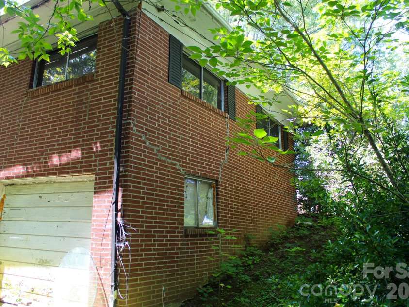 1551 Connelly Springs Road, Lenoir, NC 28645.  MLS# CAR4412781, YatesRealty ID 44716. 