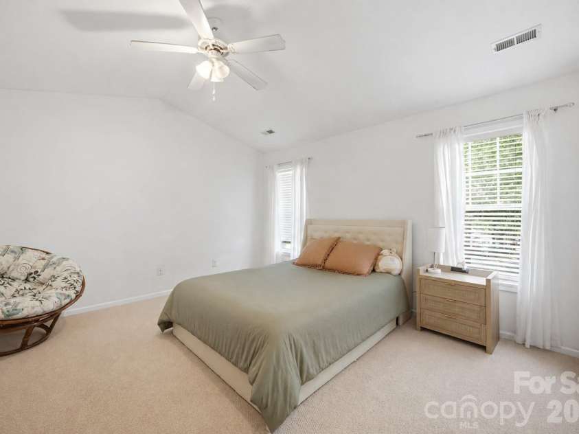5967 Pisgah Way, Charlotte, NC 28217.  MLS# CAR4412762, YatesRealty ID 44717. 
