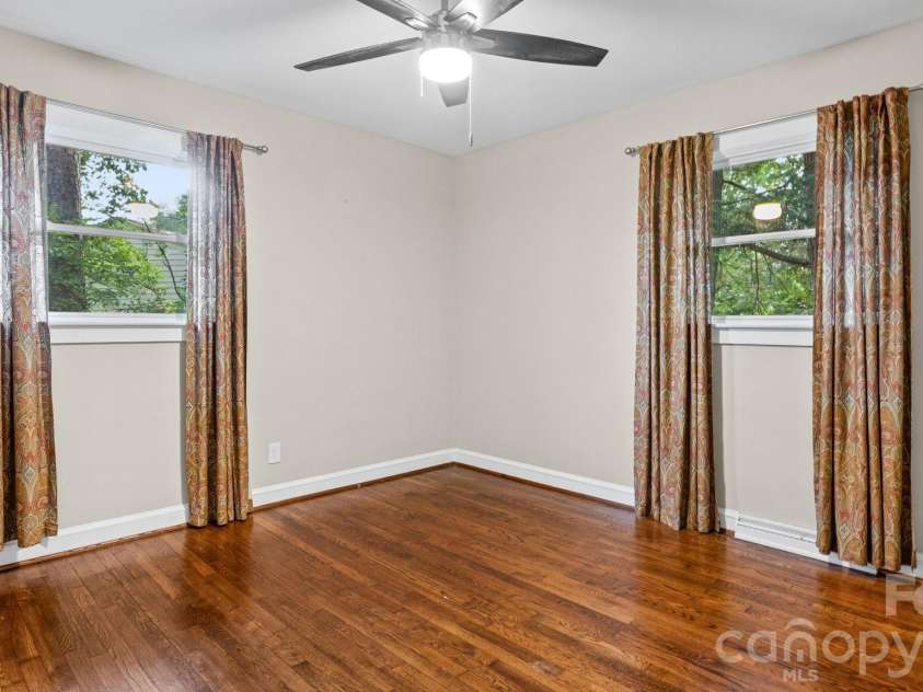 902 Dogwood Drive, Gastonia, NC 28054.  MLS# CAR4413443, YatesRealty ID 44719. 