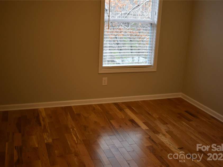 17 Meredith Lane, Marion, NC 28752.  MLS# CAR4249999, YatesRealty ID 4472. 