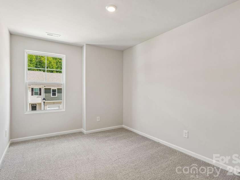 4615 Green Drake Drive, Charlotte, NC 28269.  MLS# CAR4414093, YatesRealty ID 44720. 