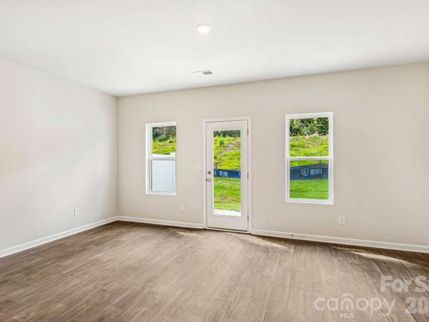 4615 Green Drake Drive, Charlotte, NC 28269.  MLS# CAR4414093, YatesRealty ID 44720. 