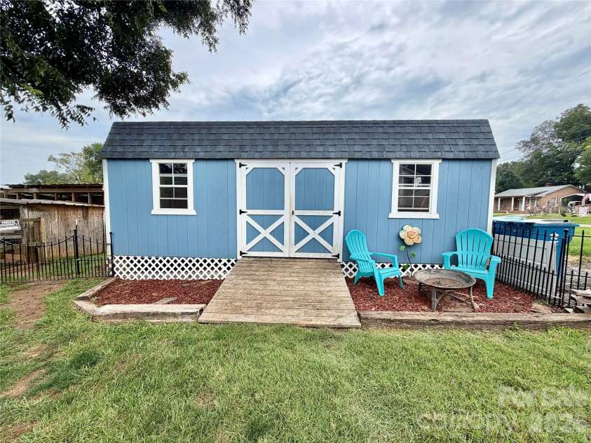 45 Alexander Road, Stony Point, NC 28678.  MLS# CAR4415031, YatesRealty ID 44724. 
