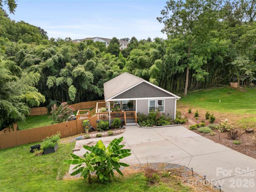 107 Forest Street, Asheville, NC 28803.  MLS# CAR4413610, YatesRealty ID 44725. 