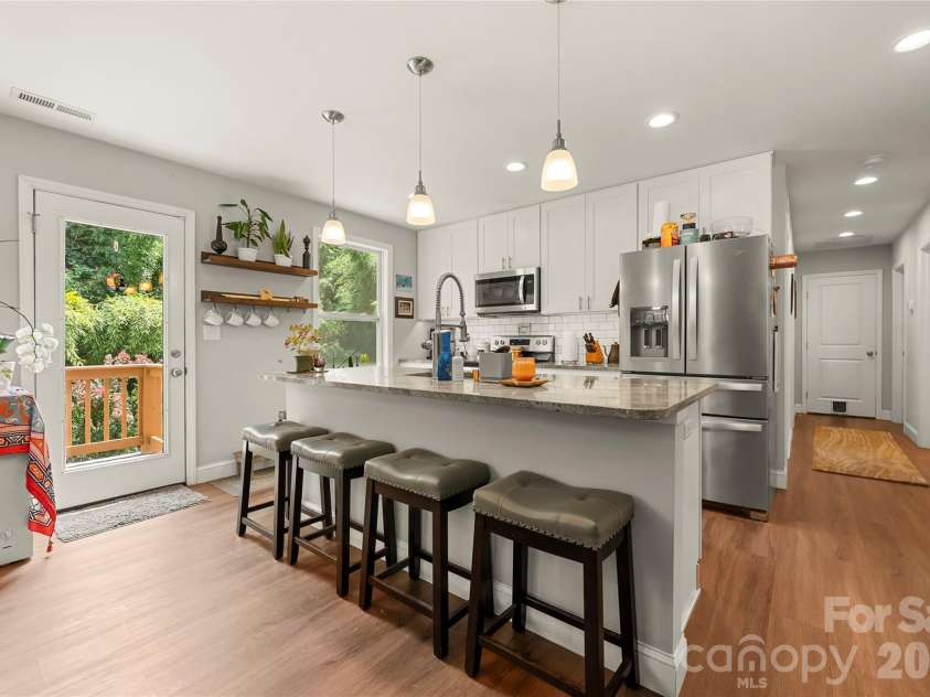 107 Forest Street, Asheville, NC 28803.  MLS# CAR4413610, YatesRealty ID 44725. 