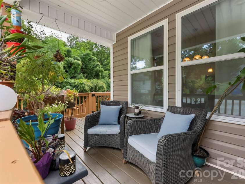107 Forest Street, Asheville, NC 28803.  MLS# CAR4413610, YatesRealty ID 44725. 