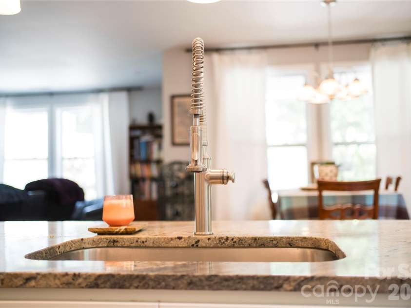 107 Forest Street, Asheville, NC 28803.  MLS# CAR4413610, YatesRealty ID 44725. 