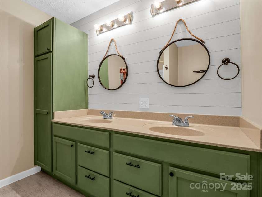 145 Quail Ridge Road, Lake Lure, NC 28746.  MLS# CAR4237652, YatesRealty ID 4473. 