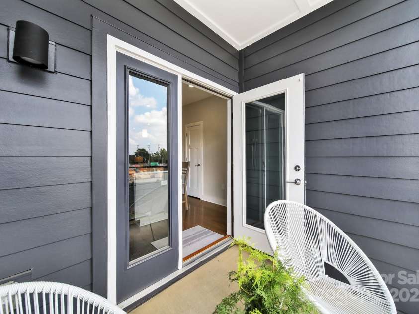 2844 Youngblood Street, Charlotte, NC 28203.  MLS# CAR4304294, YatesRealty ID 4473. 