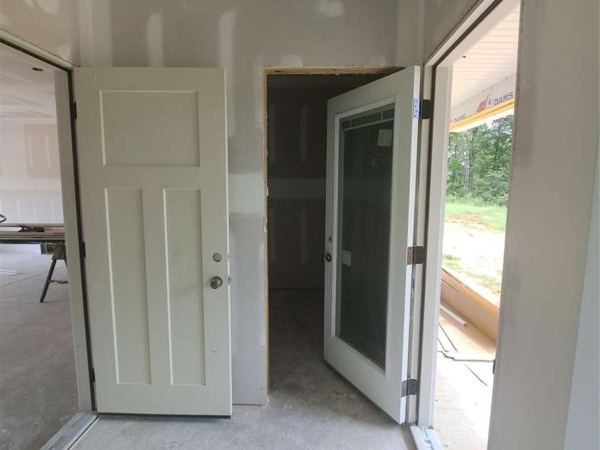 1025 Kildare Drive, Salisbury, NC 28146.  MLS# CAR4415083, YatesRealty ID 44730. 