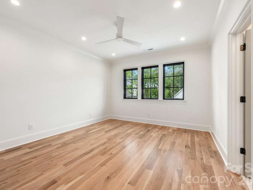 237 Canterbury Road, Charlotte, NC 28211.  MLS# CAR4412714, YatesRealty ID 44731. 
