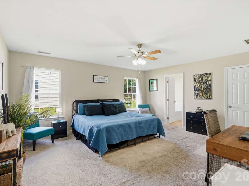 2925 Deep Cove Drive, Concord, NC 28027.  MLS# CAR4413532, YatesRealty ID 44732. Primary on main with en suite bathroom