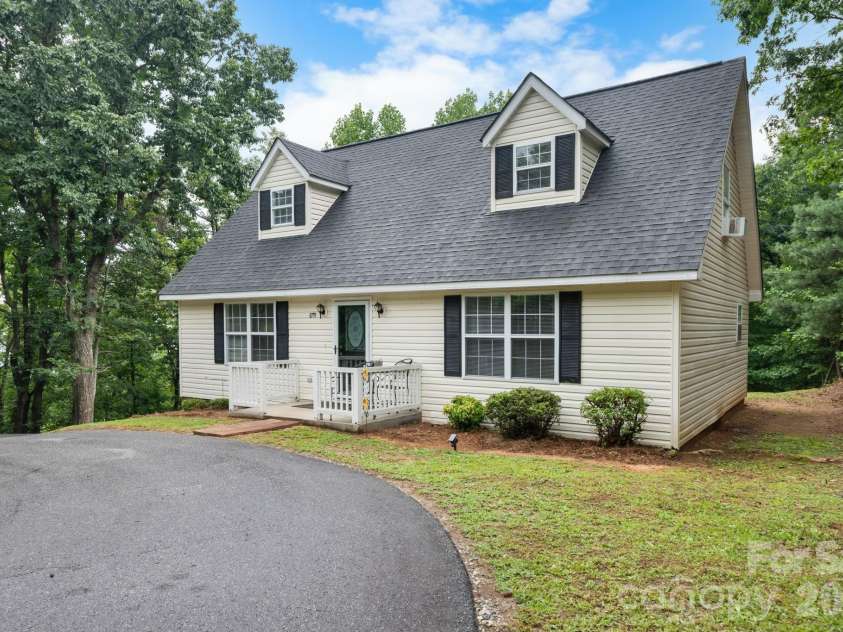 8791 Lisa Trail, Connelly Springs, NC 28612.  MLS# CAR4414597, YatesRealty ID 44733. 