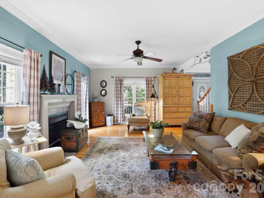 254 Kanuga Forest Drive, Hendersonville, NC 28739.  MLS# CAR4409207, YatesRealty ID 44736. 