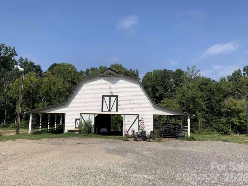 9151 Archer Road, Davidson, NC 28036.  MLS# CAR4415043, YatesRealty ID 44737. 