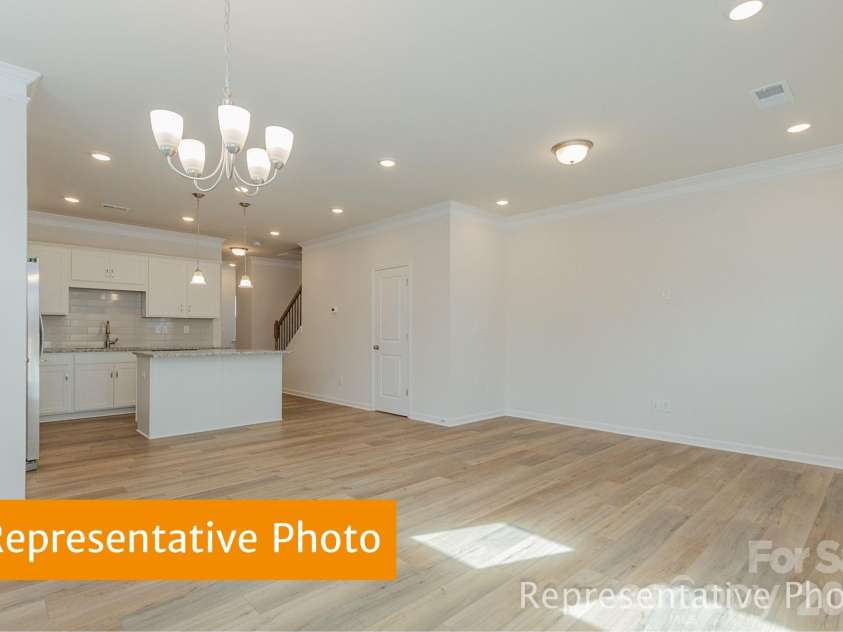 2662 Spinalis Street, Charlotte, NC 28215.  MLS# CAR4415108, YatesRealty ID 44738. 