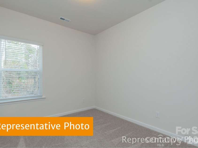 2662 Spinalis Street, Charlotte, NC 28215.  MLS# CAR4415108, YatesRealty ID 44738. 