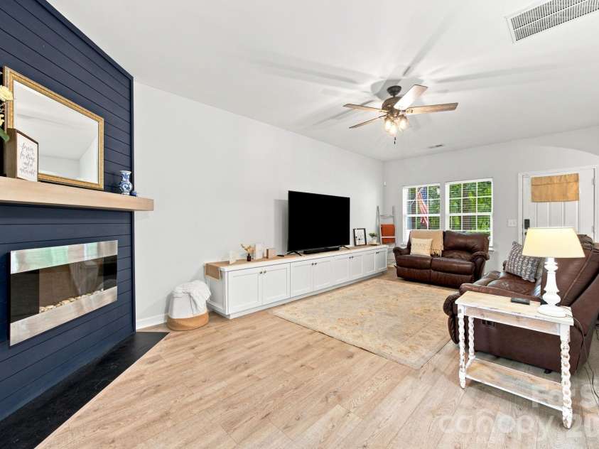 1413 Clark Road, Lancaster, SC 29720.  MLS# CAR4408980, YatesRealty ID 44739. 
