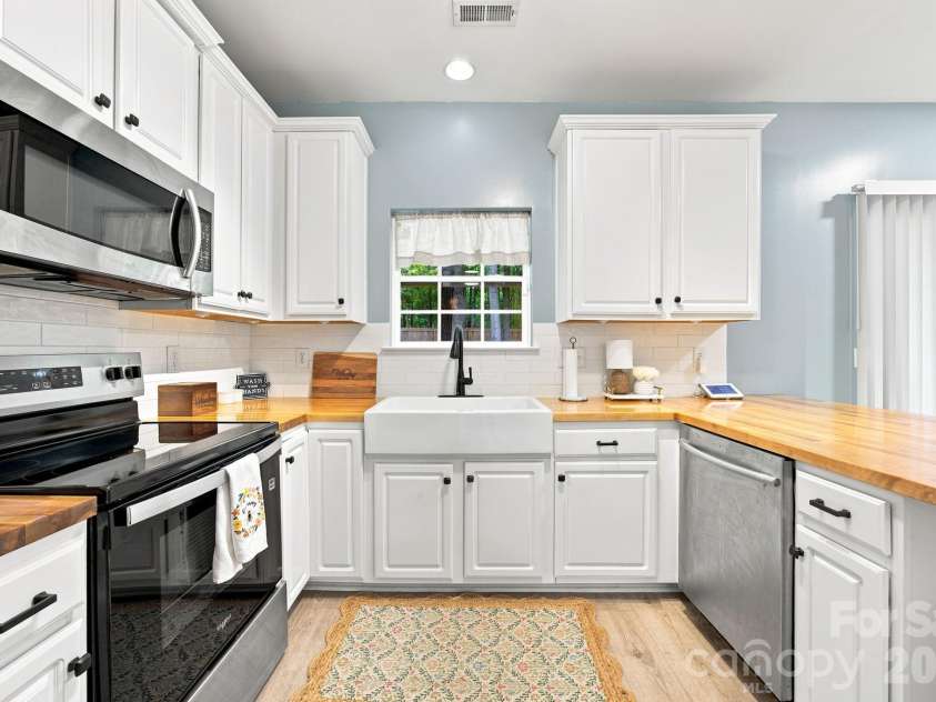 1413 Clark Road, Lancaster, SC 29720.  MLS# CAR4408980, YatesRealty ID 44739. 