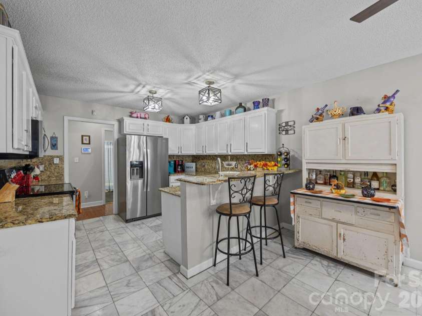 223 Wendover Drive, Salisbury, NC 28147.  MLS# CAR4309824, YatesRealty ID 4474. 