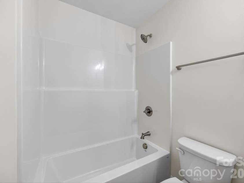 325 Log Barn Road, Salisbury, NC 28146.  MLS# CAR4334850, YatesRealty ID 4474. 