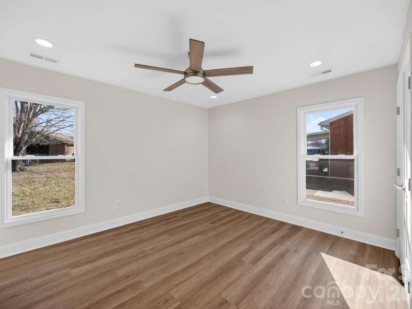 325 Log Barn Road, Salisbury, NC 28146.  MLS# CAR4334850, YatesRealty ID 4474. 