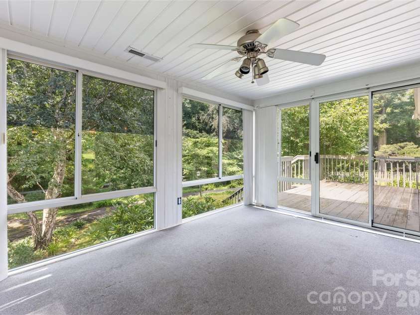 8 Keasler Road, Asheville, NC 28805.  MLS# CAR4404859, YatesRealty ID 44740. 