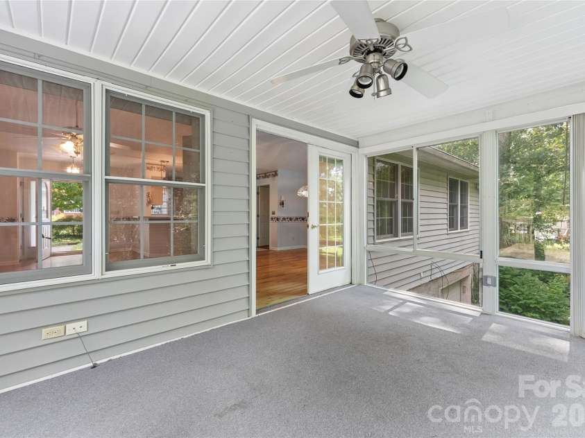 8 Keasler Road, Asheville, NC 28805.  MLS# CAR4404859, YatesRealty ID 44740. 