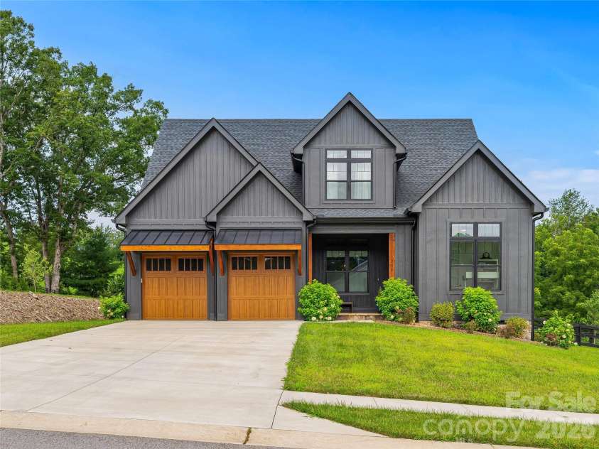 258 Mavrick Drive, Mills River, NC 28759.  MLS# CAR4414114, YatesRealty ID 44743. 