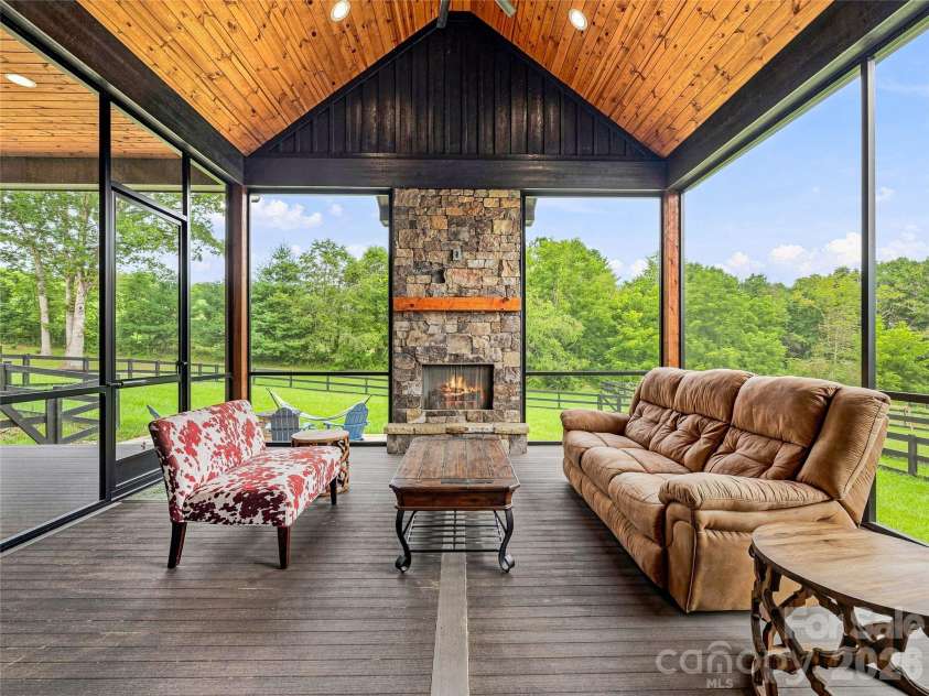 258 Mavrick Drive, Mills River, NC 28759.  MLS# CAR4414114, YatesRealty ID 44743. 