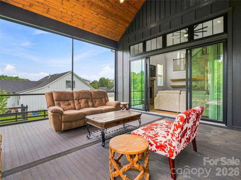 258 Mavrick Drive, Mills River, NC 28759.  MLS# CAR4414114, YatesRealty ID 44743. 