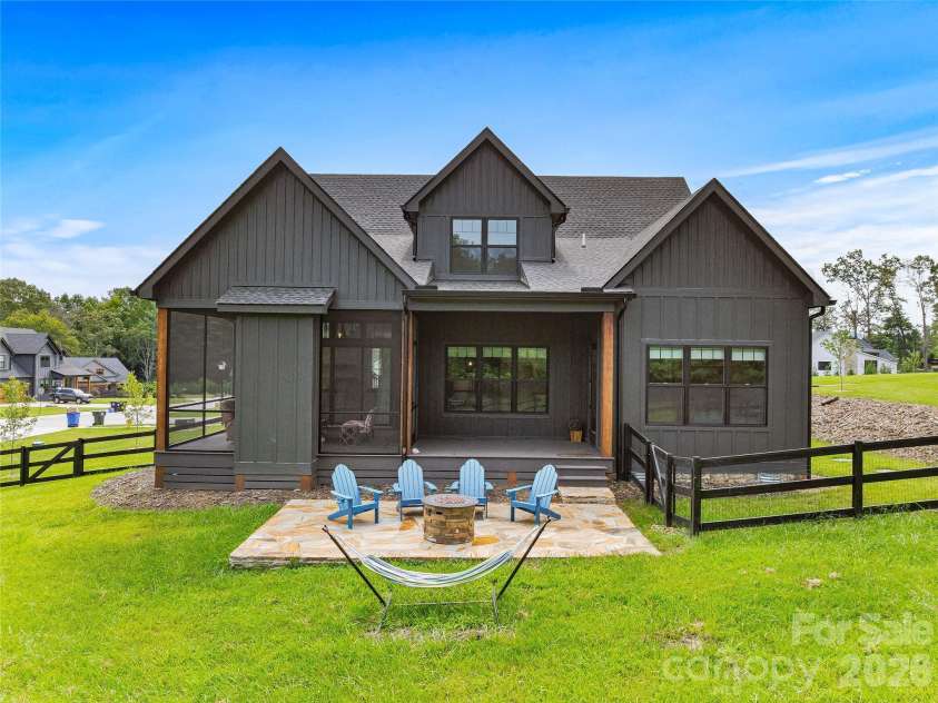 258 Mavrick Drive, Mills River, NC 28759.  MLS# CAR4414114, YatesRealty ID 44743. 
