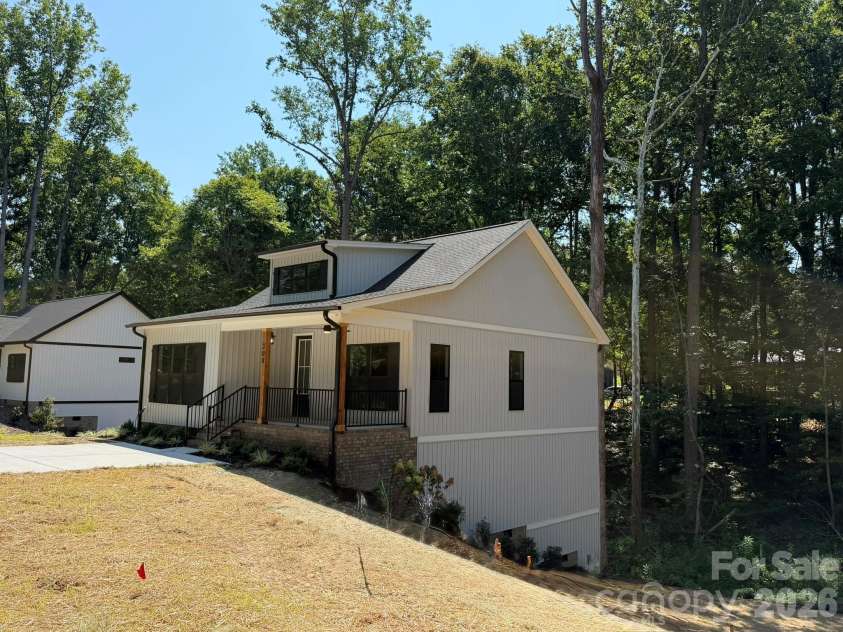 308 Willow Street, Stanley, NC 28164.  MLS# CAR4415099, YatesRealty ID 44745. 