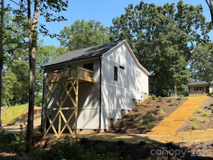 308 Willow Street, Stanley, NC 28164.  MLS# CAR4415099, YatesRealty ID 44745. 