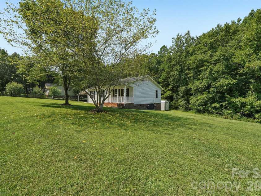 916 Long Branch Road, Grover, NC 28073.  MLS# CAR4412756, YatesRealty ID 44748. 