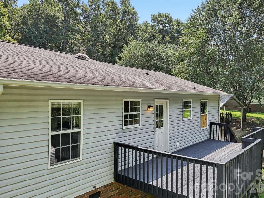 916 Long Branch Road, Grover, NC 28073.  MLS# CAR4412756, YatesRealty ID 44748. 