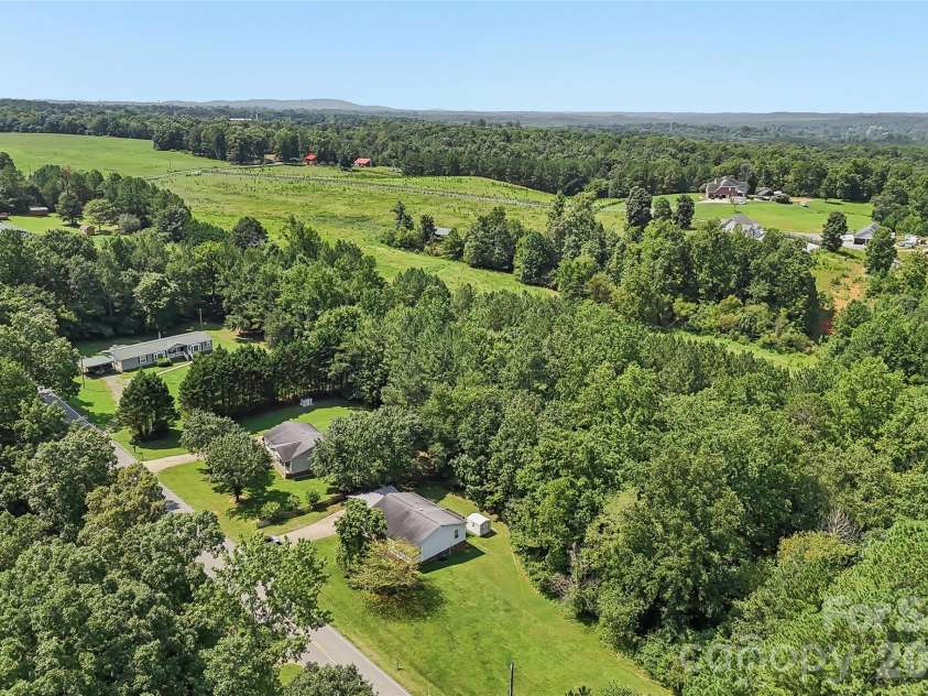 916 Long Branch Road, Grover, NC 28073.  MLS# CAR4412756, YatesRealty ID 44748. 