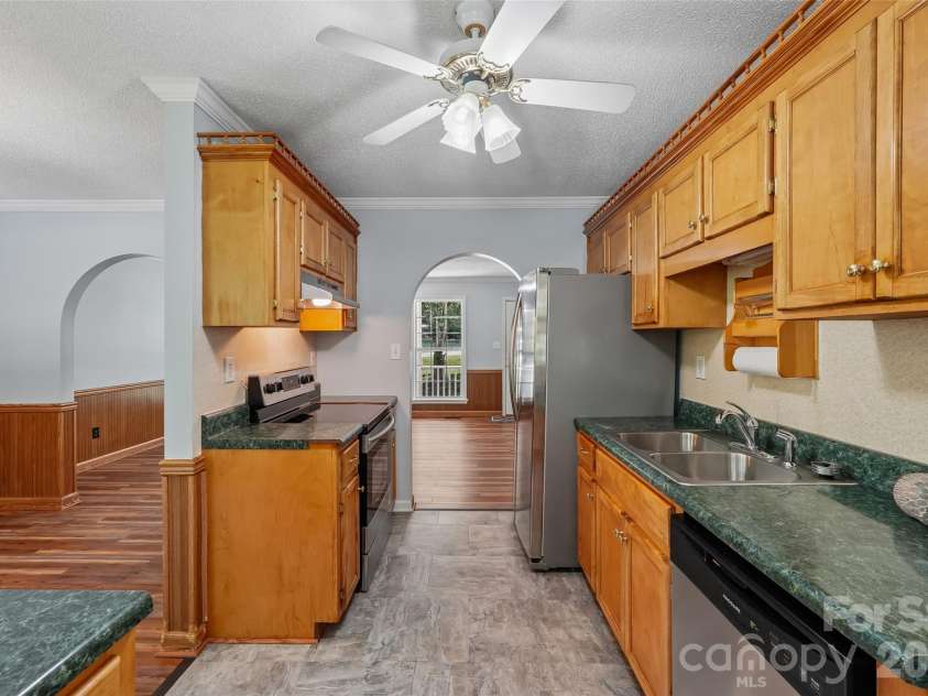 916 Long Branch Road, Grover, NC 28073.  MLS# CAR4412756, YatesRealty ID 44748. 