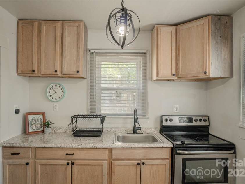 106 Inman Avenue, Bessemer City, NC 28016.  MLS# CAR4190502, YatesRealty ID 4475. 