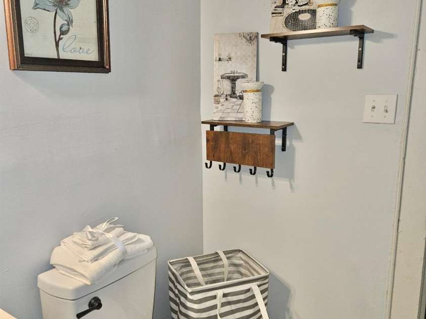 106 Inman Avenue, Bessemer City, NC 28016.  MLS# CAR4190502, YatesRealty ID 4475. 