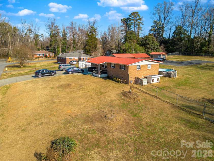 2410 Juniper Drive, Charlotte, NC 28269.  MLS# CAR4400009, YatesRealty ID 4475. 