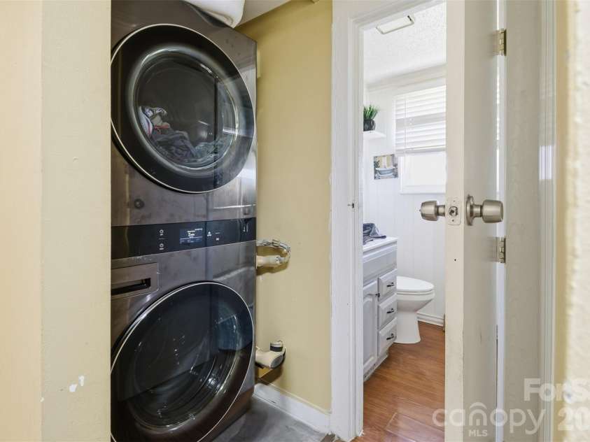 2410 Juniper Drive, Charlotte, NC 28269.  MLS# CAR4400009, YatesRealty ID 4475. Laundry at Bathroom