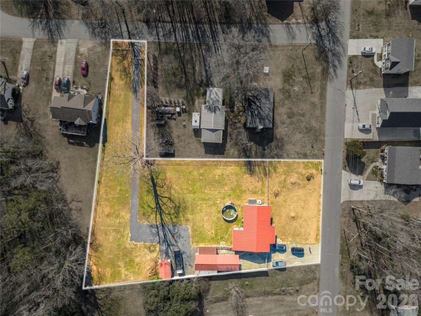 2410 Juniper Drive, Charlotte, NC 28269.  MLS# CAR4400009, YatesRealty ID 4475. Lot