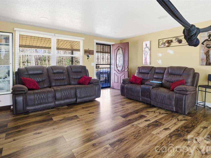 2410 Juniper Drive, Charlotte, NC 28269.  MLS# CAR4400009, YatesRealty ID 4475. LR