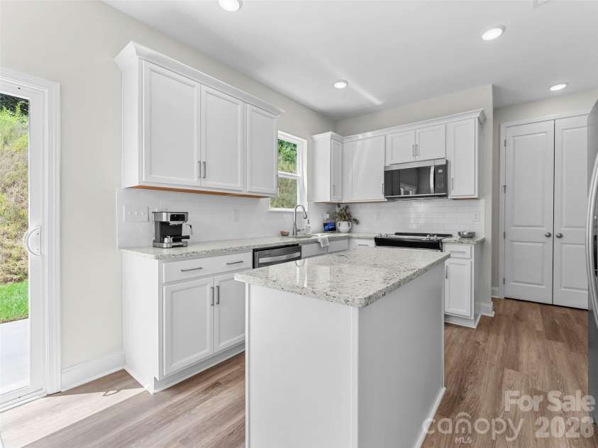 16 Bessie Luther Boulevard, Candler, NC 28715.  MLS# CAR4409975, YatesRealty ID 44750. 