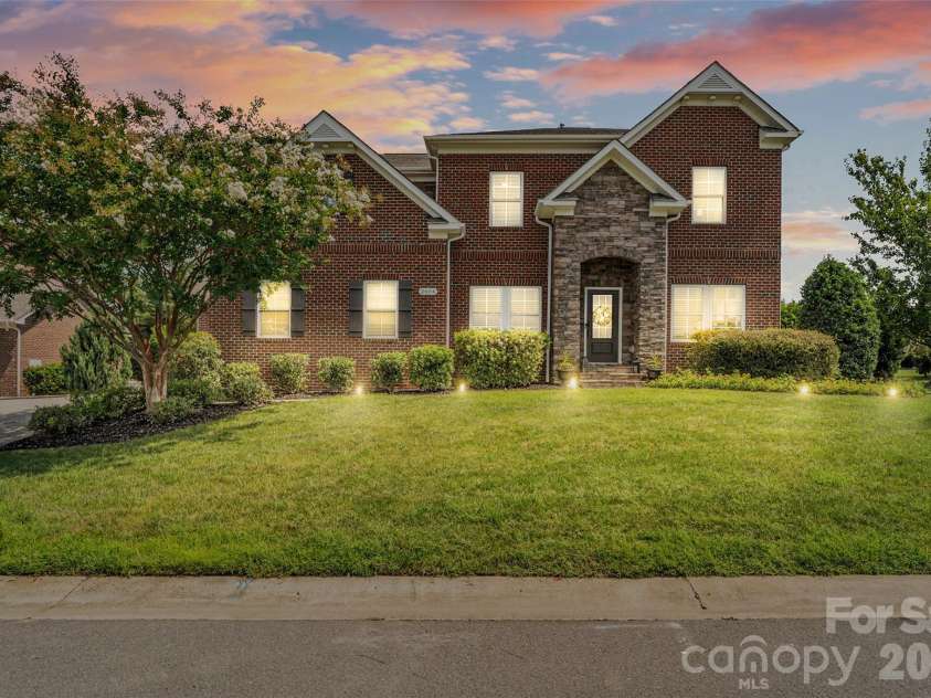 2604 Mchanna Point, Fort Mill, SC 29708.  MLS# CAR4415114, YatesRealty ID 44752. 